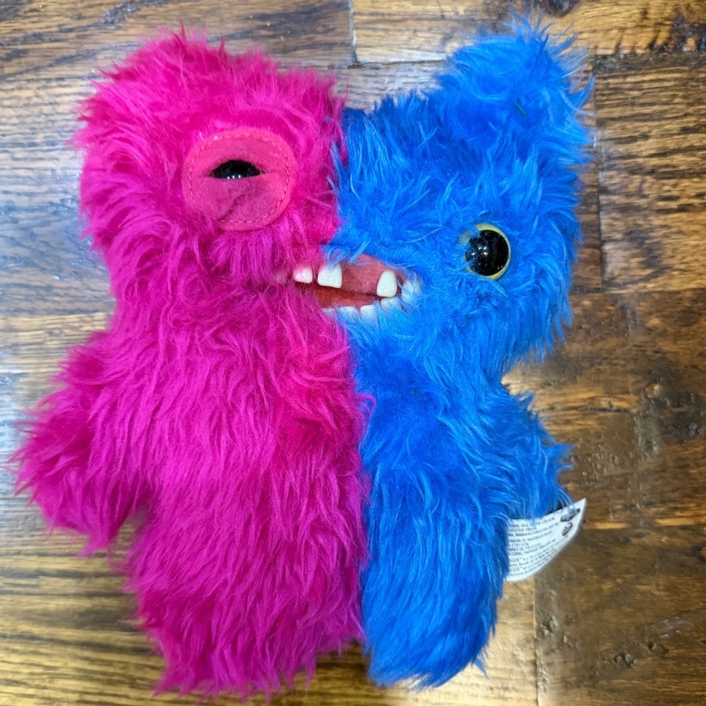 Zuru Fuggler Misfit Monsters Mr Screech Plush 9" Split Pink Blue Tooth Monster